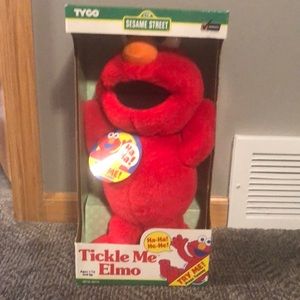 Tickle Me Elmo in original box and in top shape.